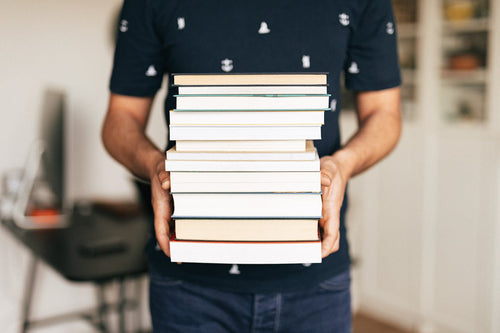 Equip, Lead, Grow: Top 10 Best Spanish Christian Books for Men
