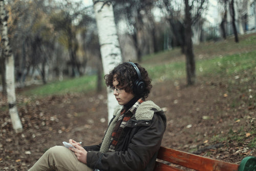 What You Listen to Is Shaping Your Mind (KJV) – How to Replace Negative Input with Truth