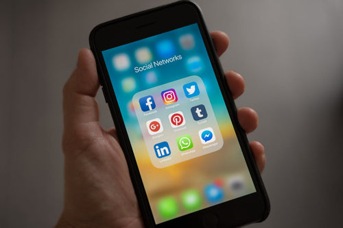 Navigating Social Media as a Believer: Staying Faithful in a Digital World